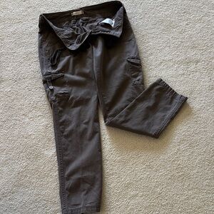 Levis Brown Cargo Style Pants